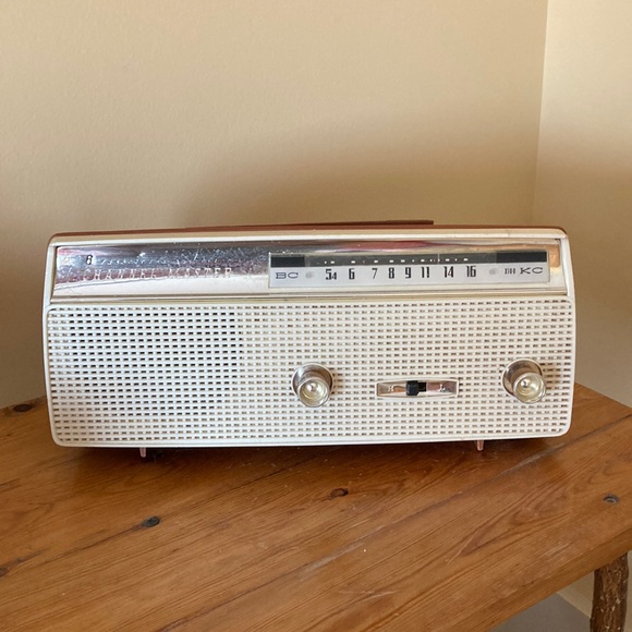 Channel Master Other - Vintage channel master radio